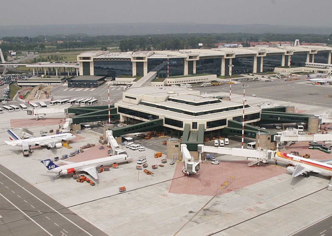 How to Choose the Best Flight to Milan? A Practical Flight Guide